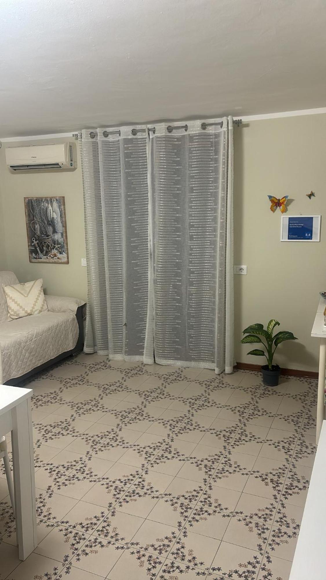 Appartamento Giardini Naxos Butterflies Home Schiso Dış mekan fotoğraf